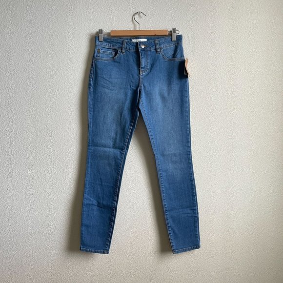 Vans‎ Jeans Skinny Fit Straight Blue Denim Mid Rise Medium Wash NWT Womens 5/27 - Picture 13 of 13